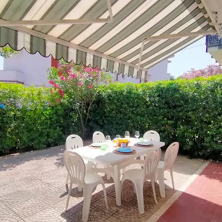 Holiday home Trilocale Cod 462